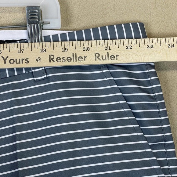 Tattoo Golf Shorts Adult 44 Gray Striped Golf Golfing Performance Logo Mens NWOT - Picture 4 of 14